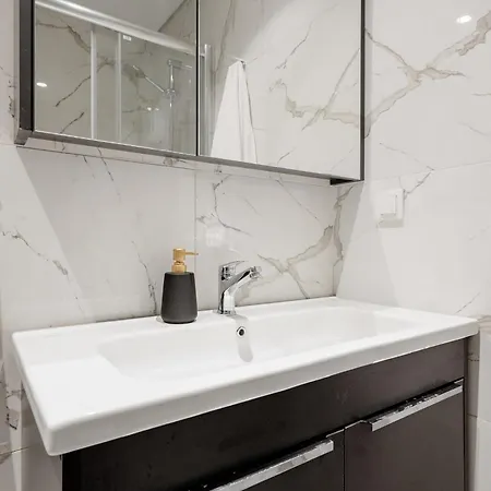 Seba With Fitness And Pool Apartment